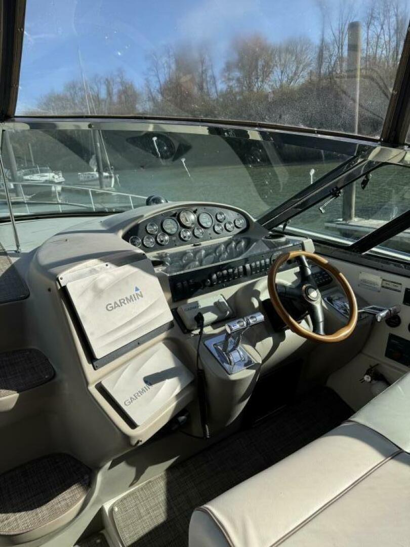 2001 Cruisers 4270 - Image 8