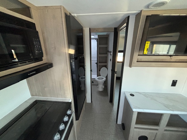 2025 Grand Design Imagine XLS 22BHE - Image 13