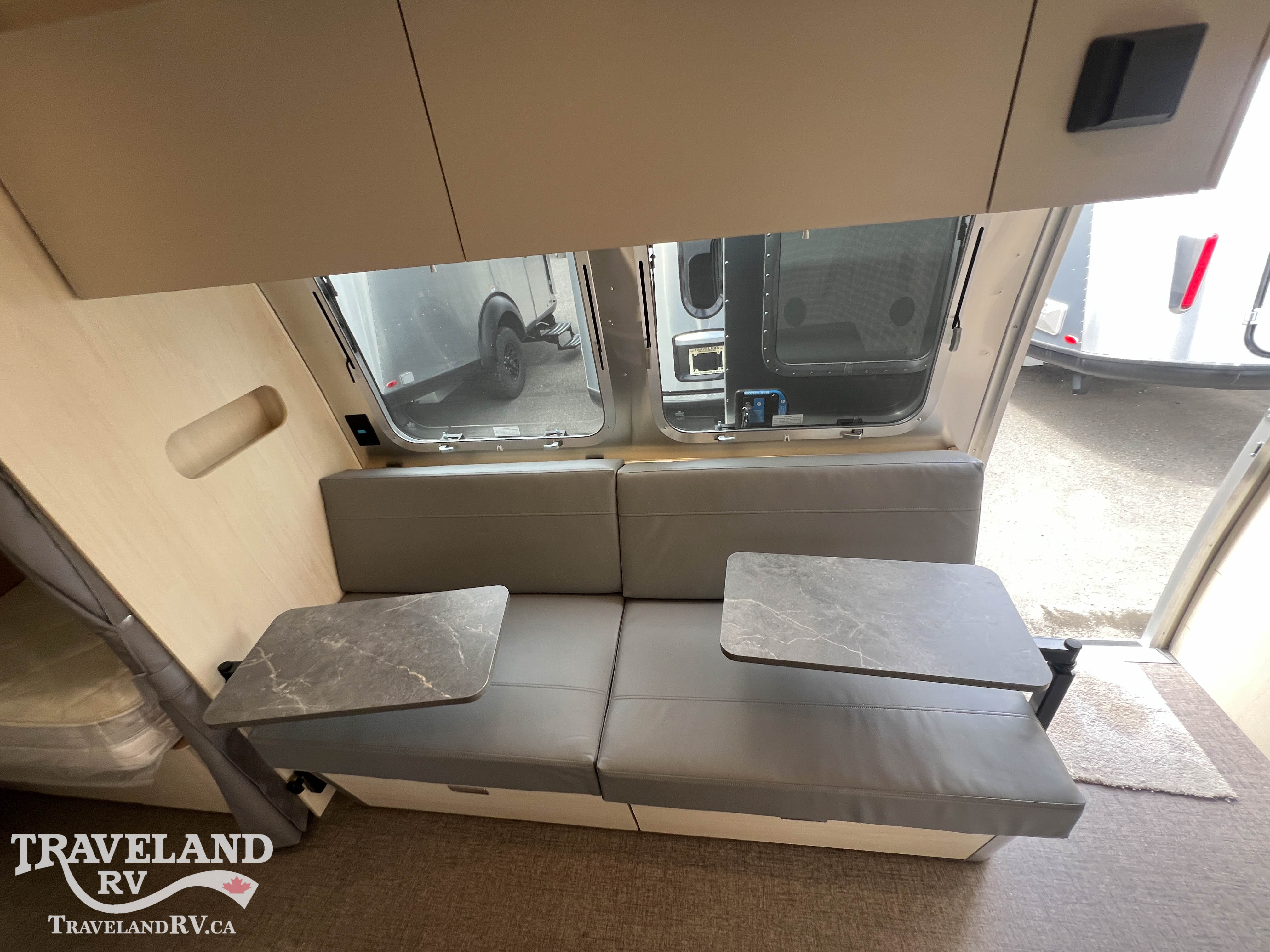 2026 Airstream Flying Cloud 23FBT - Image 20