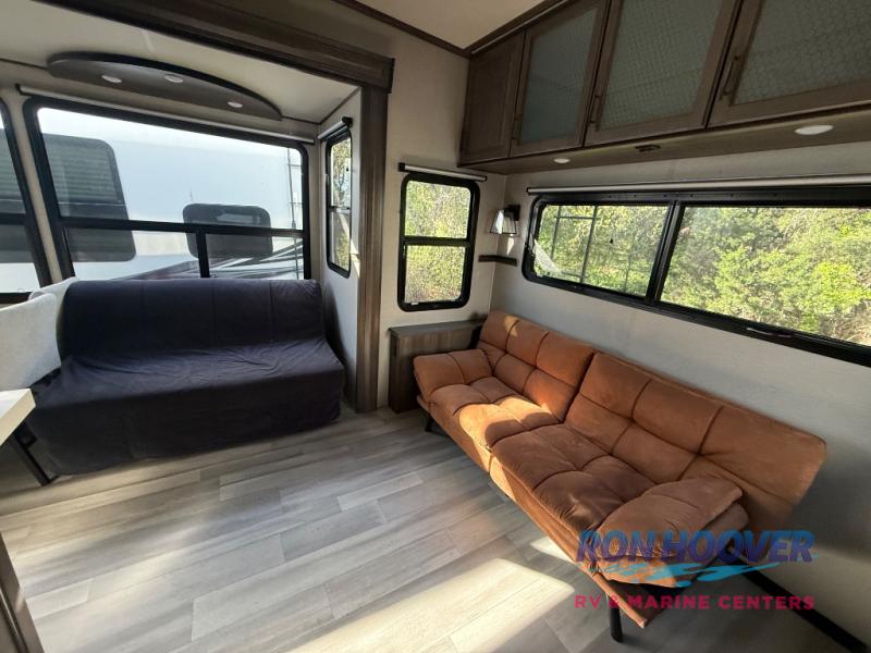2023 GRAND DESIGN 378MBS - Image 8