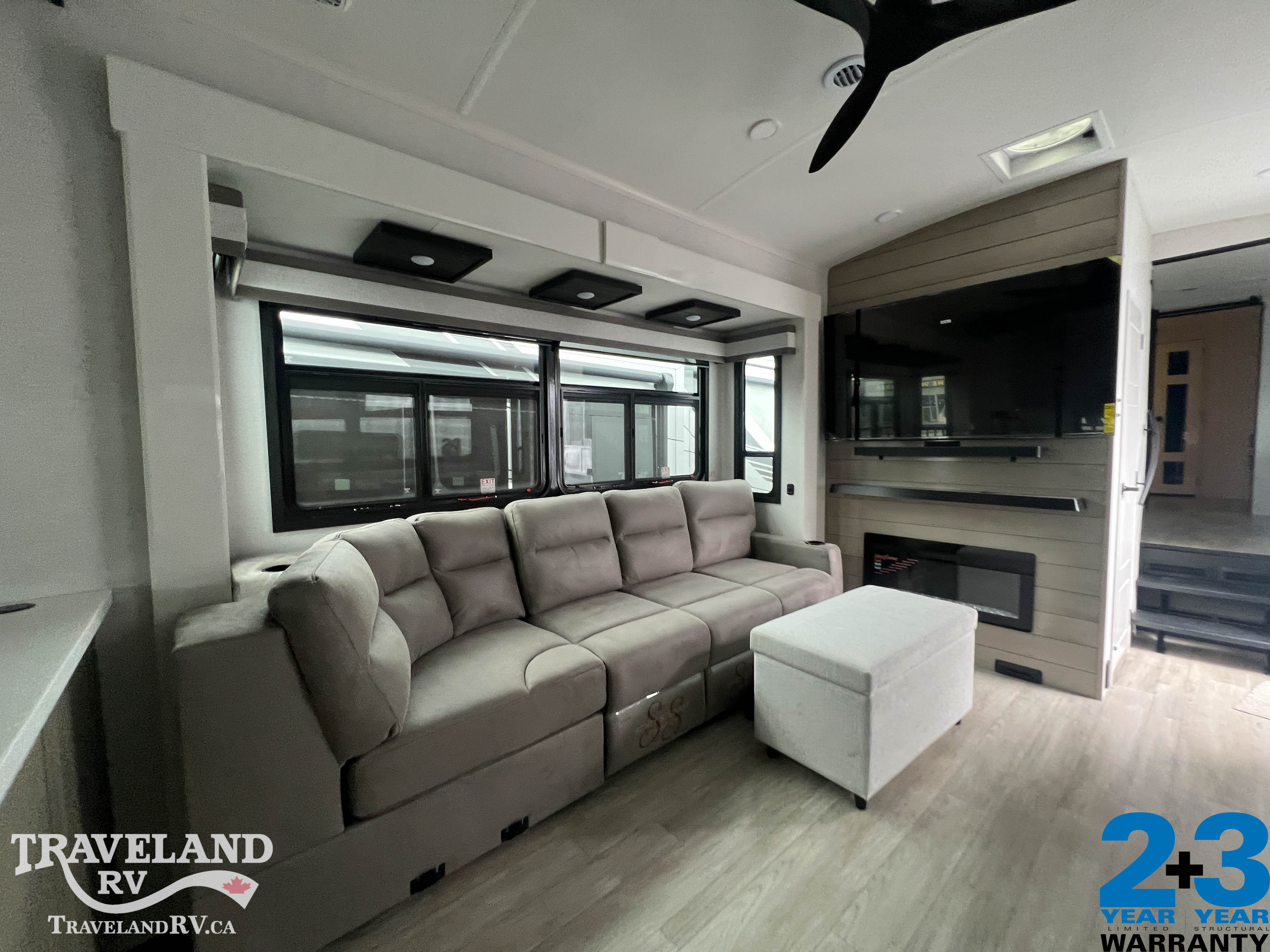 2026 Jayco Pinnacle 38FBRK - Image 19