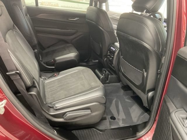 2023 Jeep Grand Cherokee L Utility 4D Altitude 4WD - Image 33