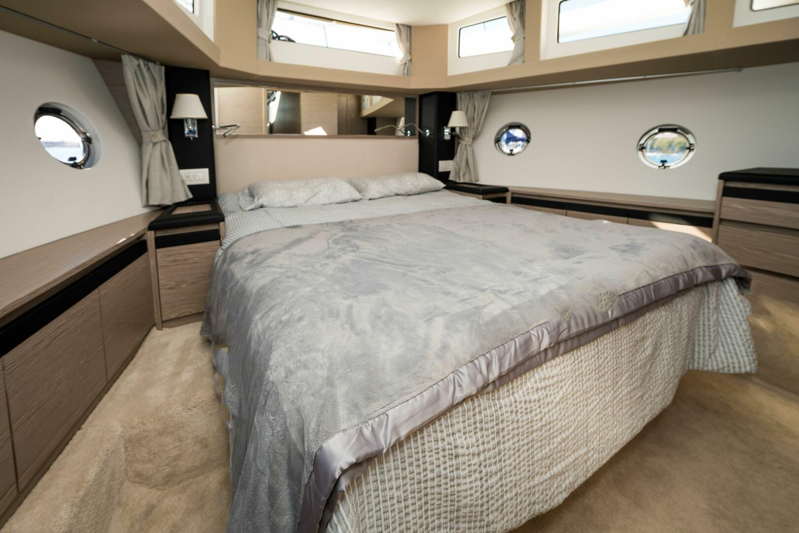 2024 Greenline 45 Coupe HYBRID - Image 15