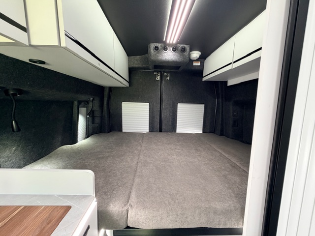 2026 Grand Design Lineage Series VT LVT1 - Image 26