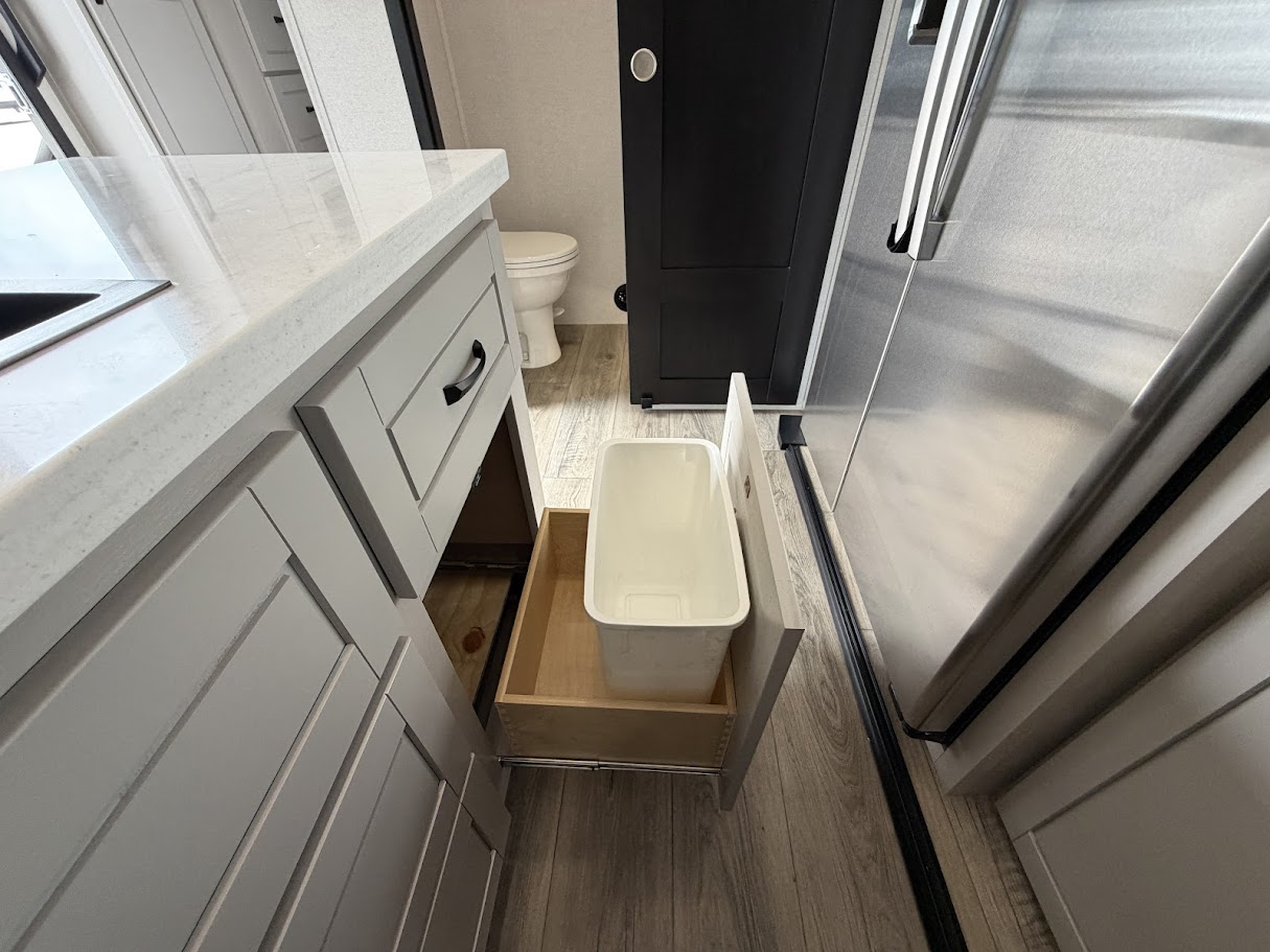 2026 JAYCO NORTH POINT 382FLRB - Image 34