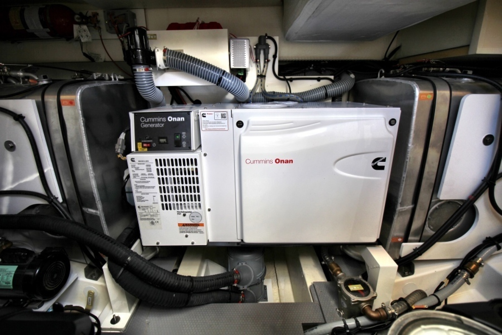 2018 Prestige 460 - Image 33