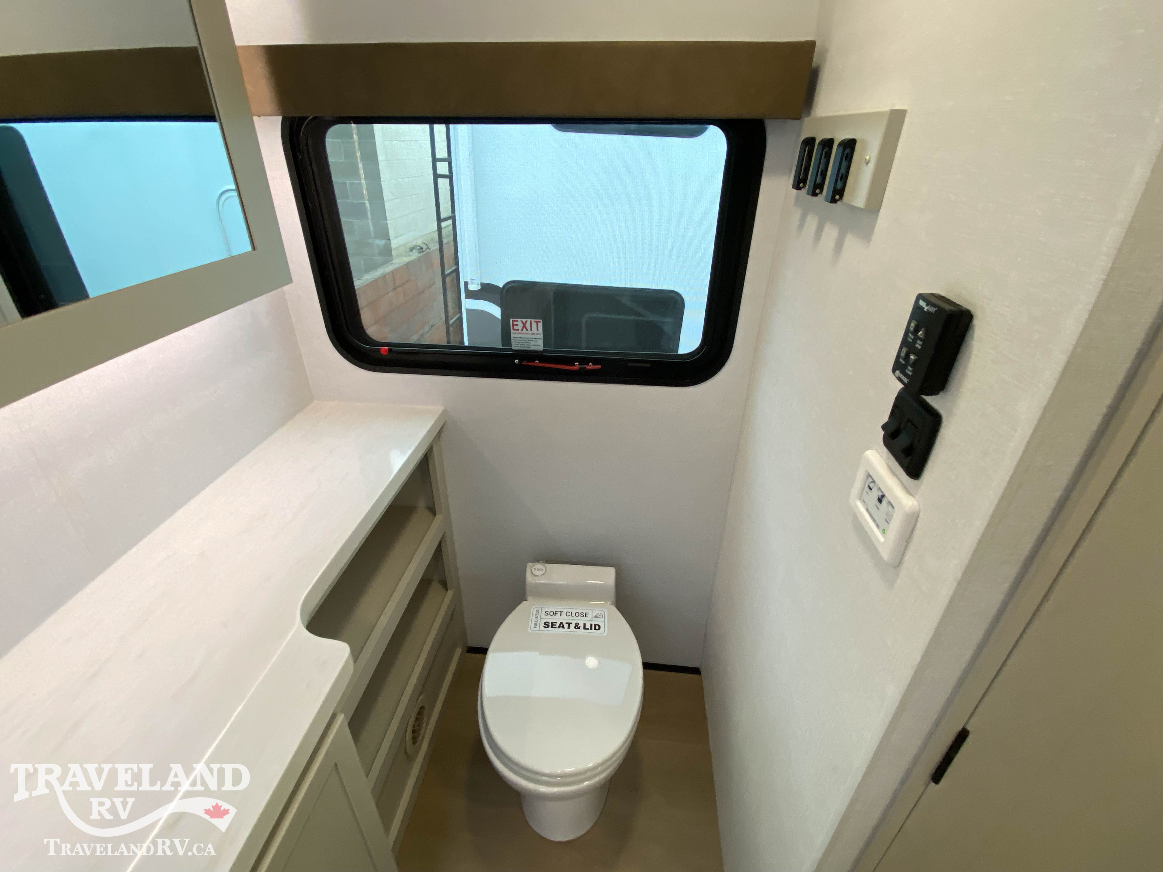 2027 Alliance RV Paradigm 385FL - Image 21