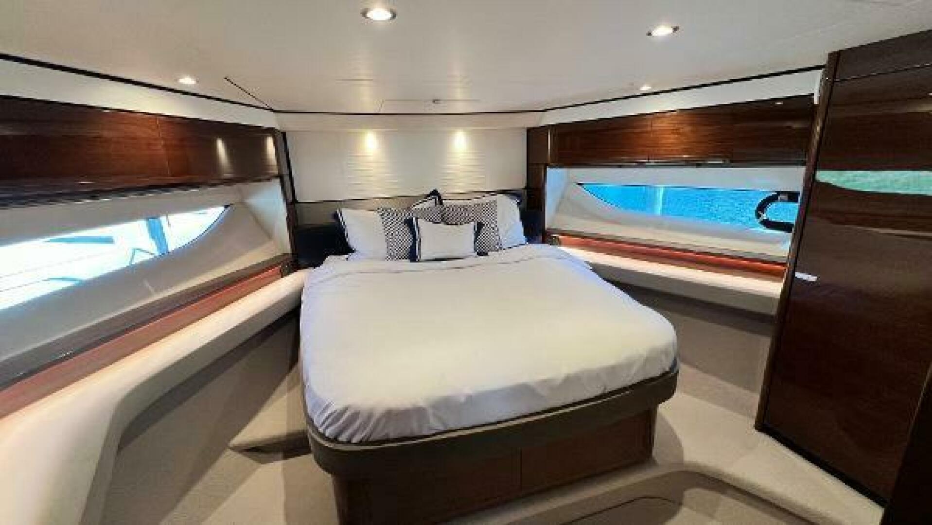 2019 Princess F62 - Image 24