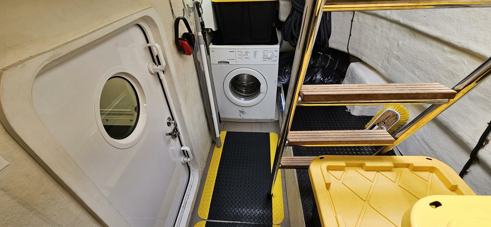 2006 Neptunus Royale 55 - Image 42
