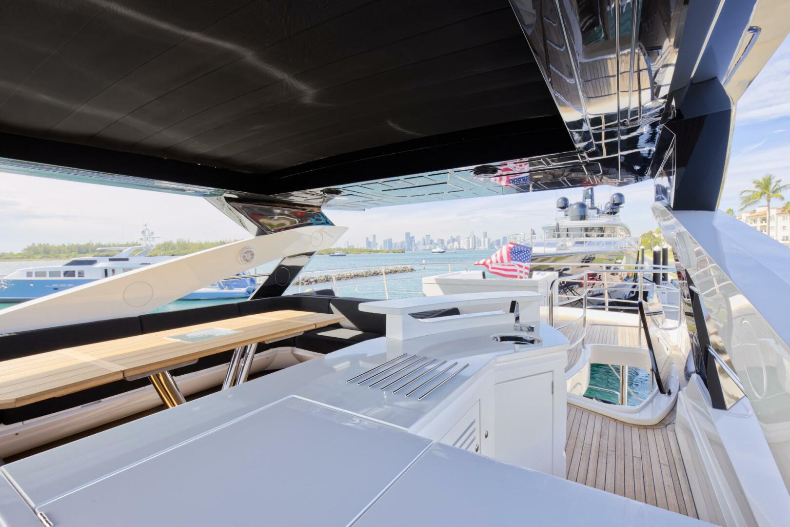 2018 Sunseeker 86 Yacht - Image 15