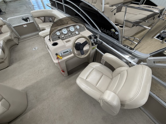 2011 SUNCHASER 8520 - Image 18