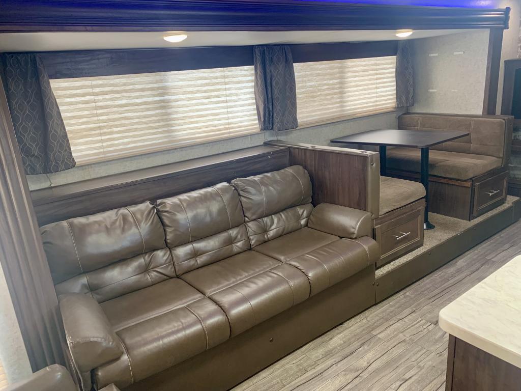 2019 FOREST RIVER 26RL - Image 14