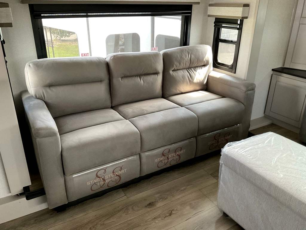 2026 JAYCO NORTH POINT 382 FLRB - Image 10
