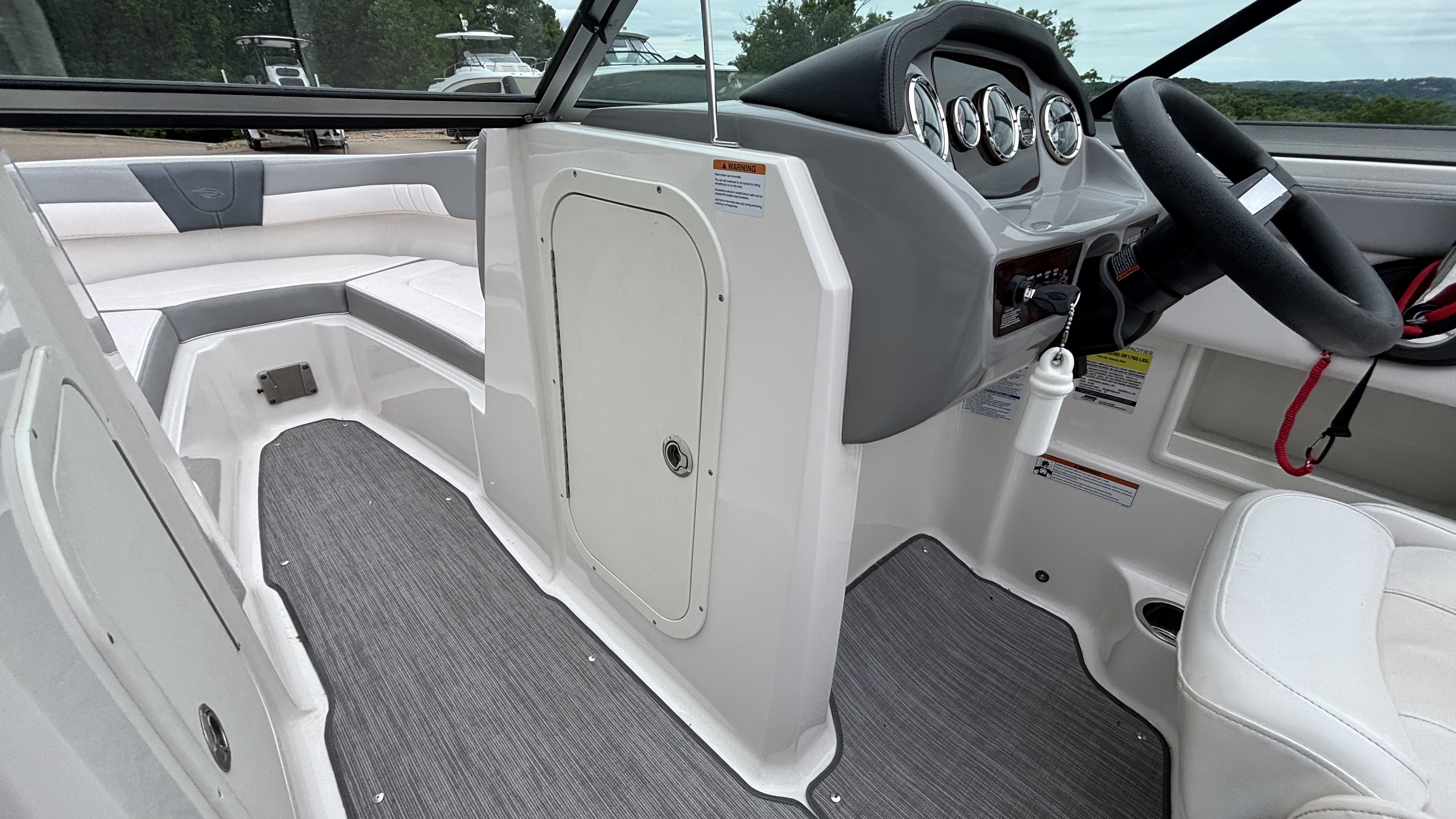 2021 Chaparral 23 SSi - Image 35