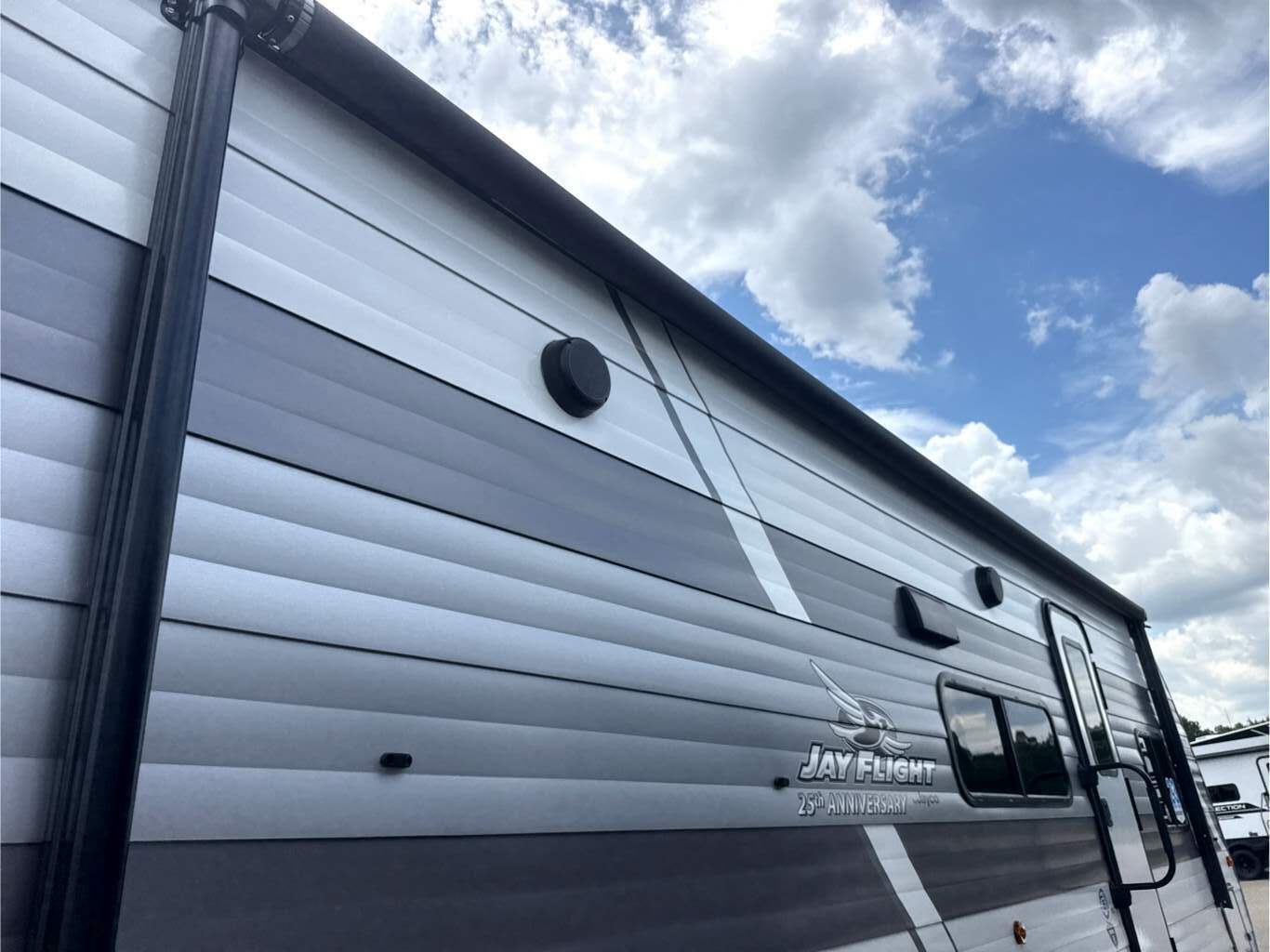 2027 JAYCO JAY FLIGHT 280BHS - Image 5