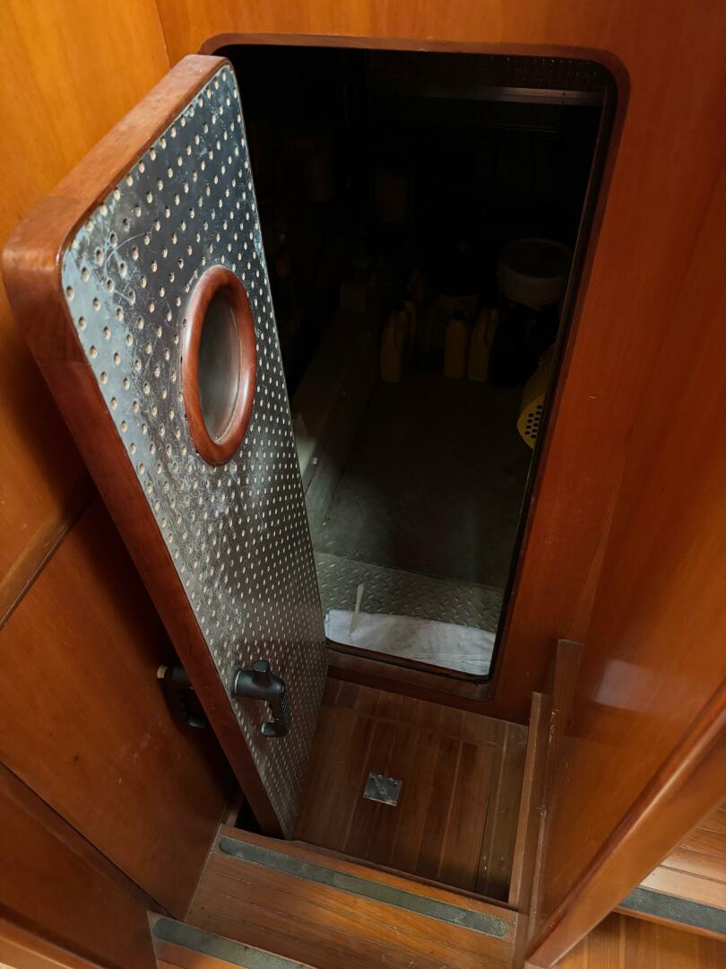 1998 Krogen Express 49 - Image 60