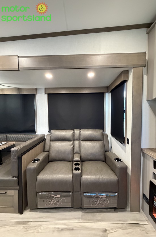 2026 KZ RV Durango Half-Ton D286BHD - Image 18