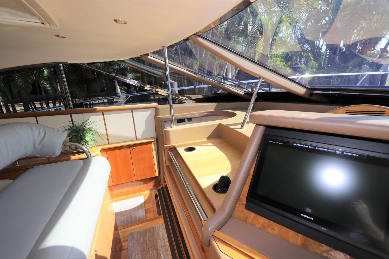 2005 Neptunus 56 Express - Image 18