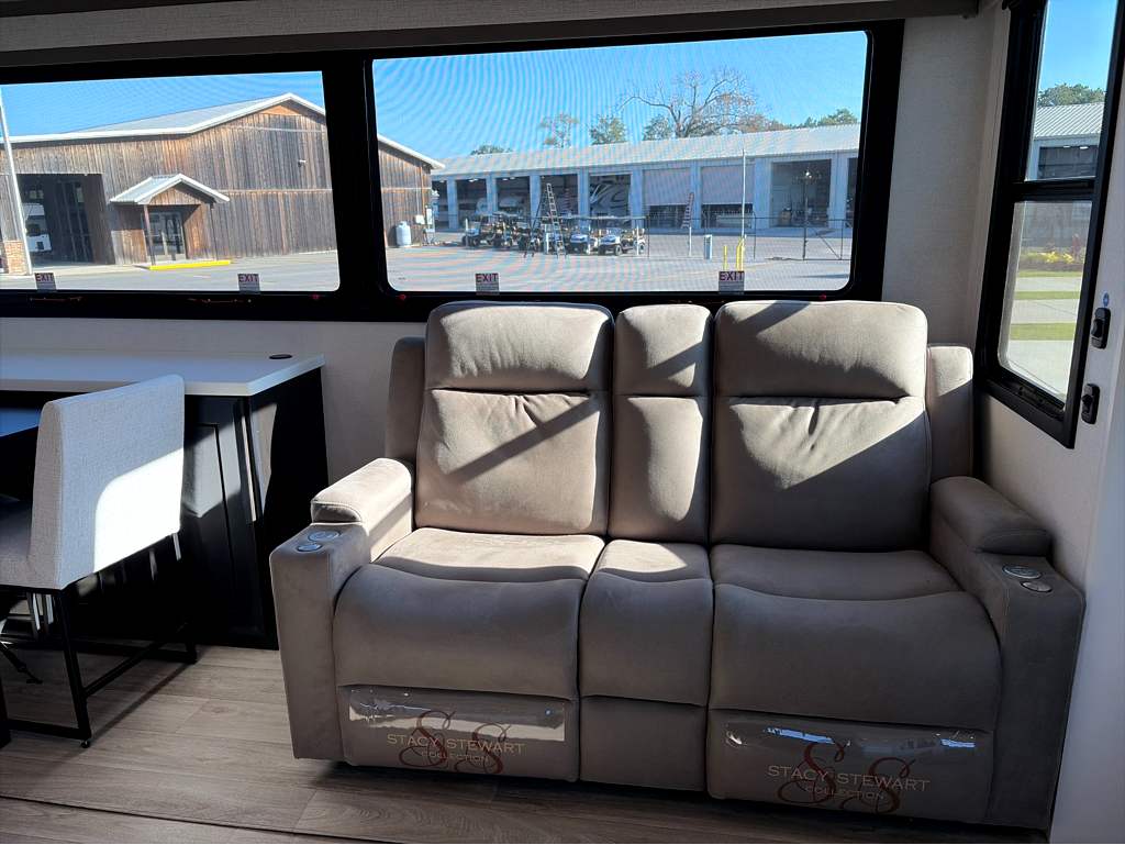 2027 JAYCO PINNACLE 39FBRL - Image 13