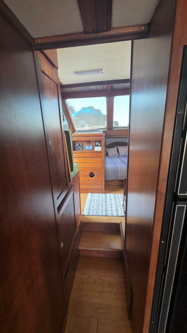 2004 Pilgrim Progress Mark II 42 - Image 16
