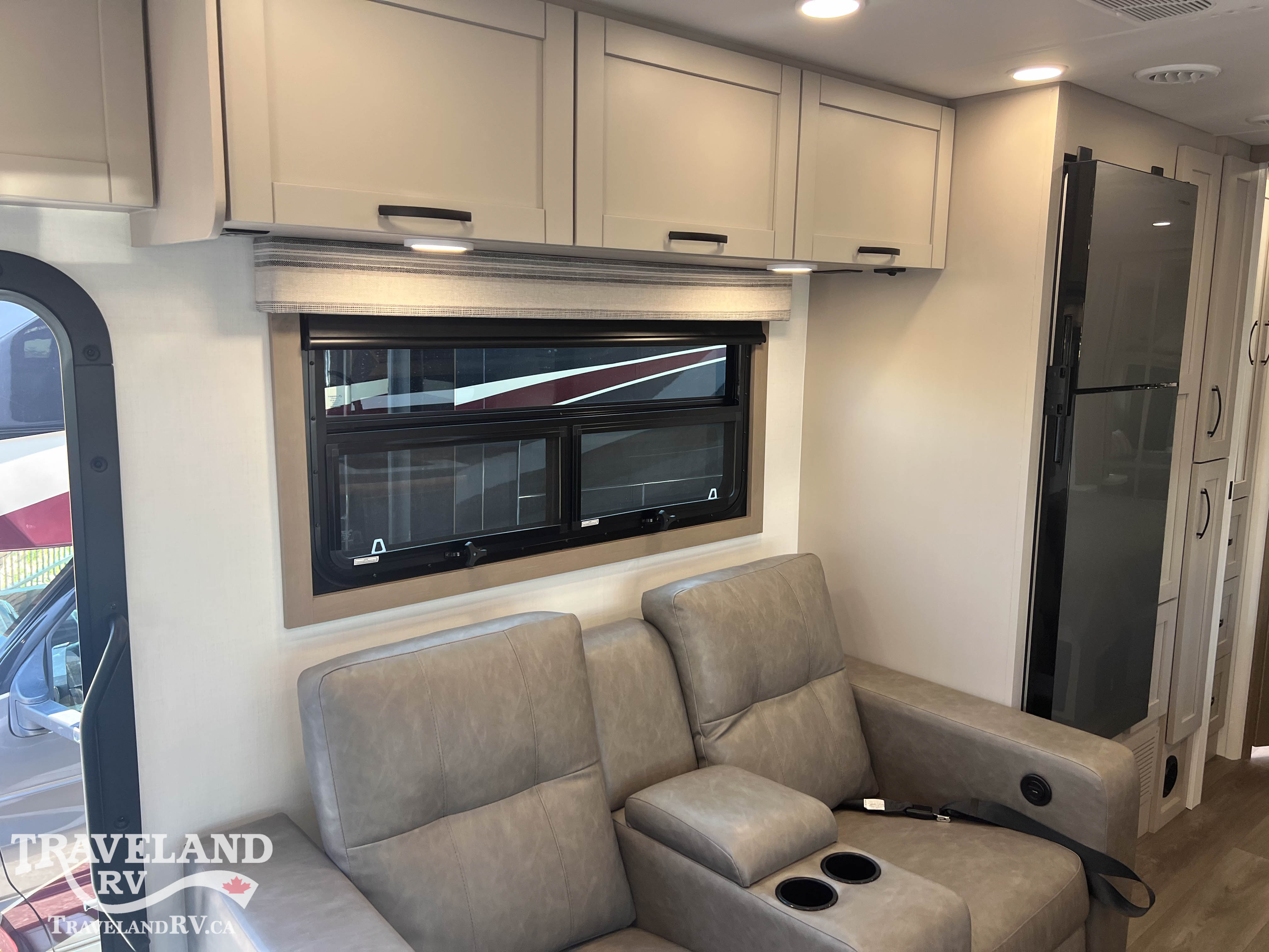 2027 Entegra Coach ESTEEM XL 32U - Image 16