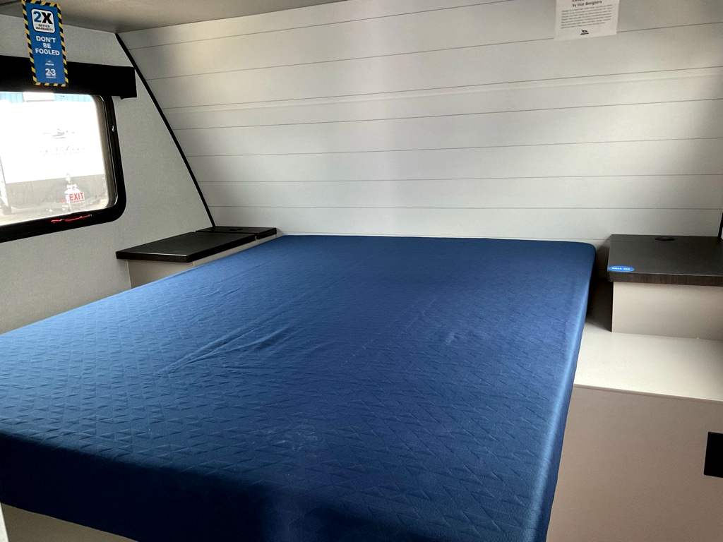 2026 JAYCO Jay Feather 29 QBH - Image 10