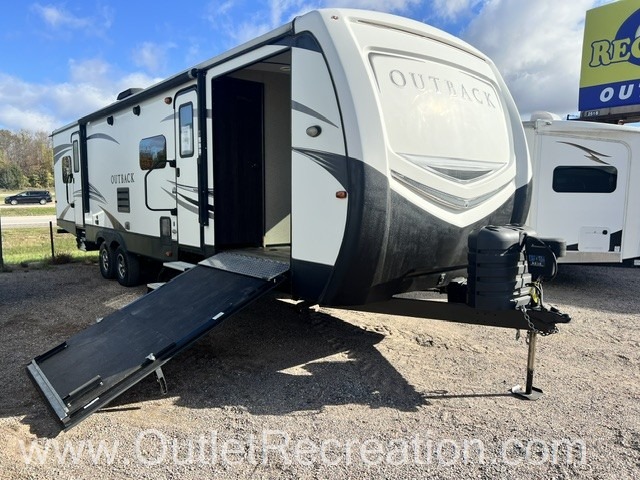 2019 Keystone Outback 324CG - Image 1