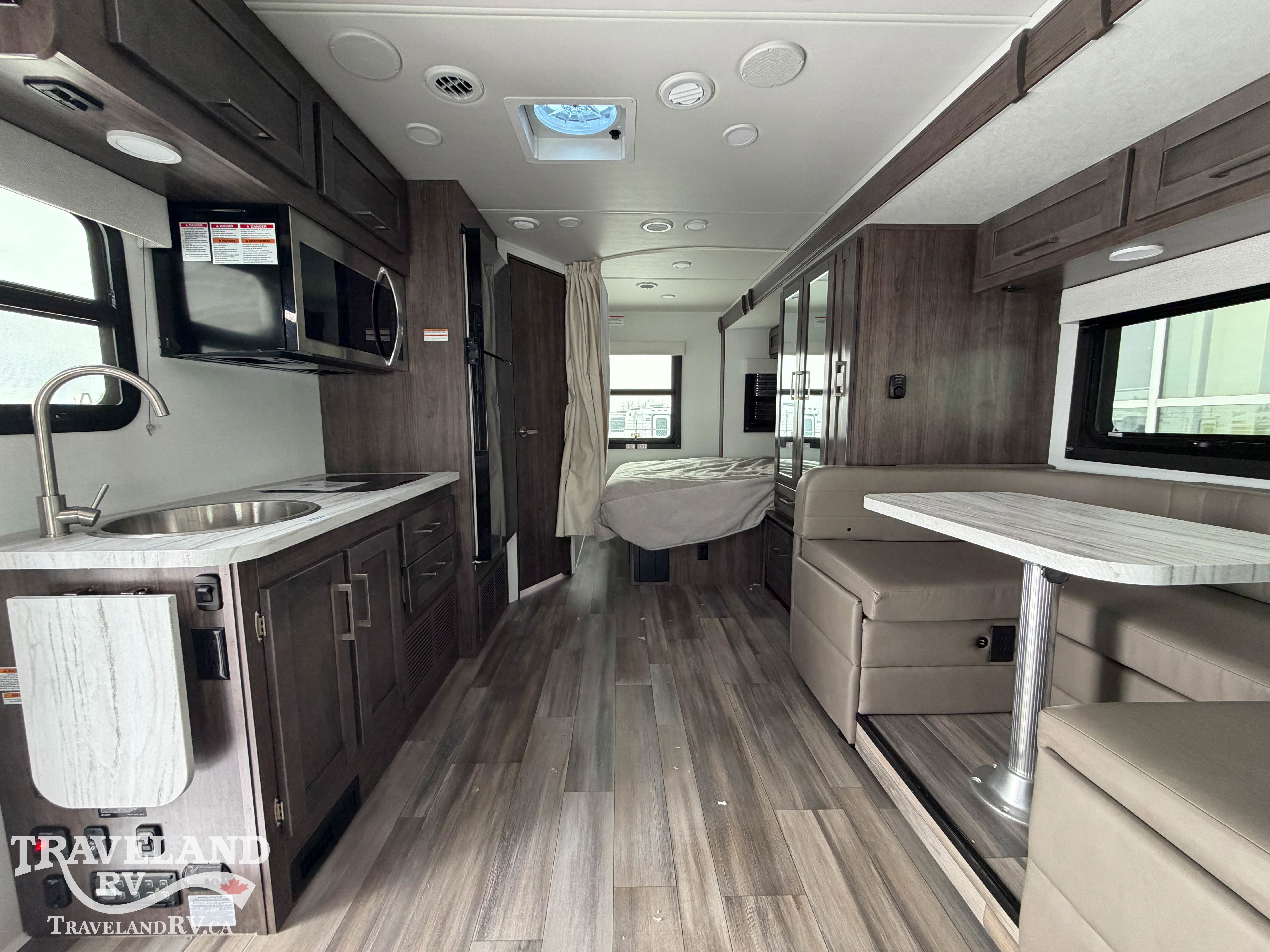 2026 Entegra Coach Qwest SE 24L - Image 3
