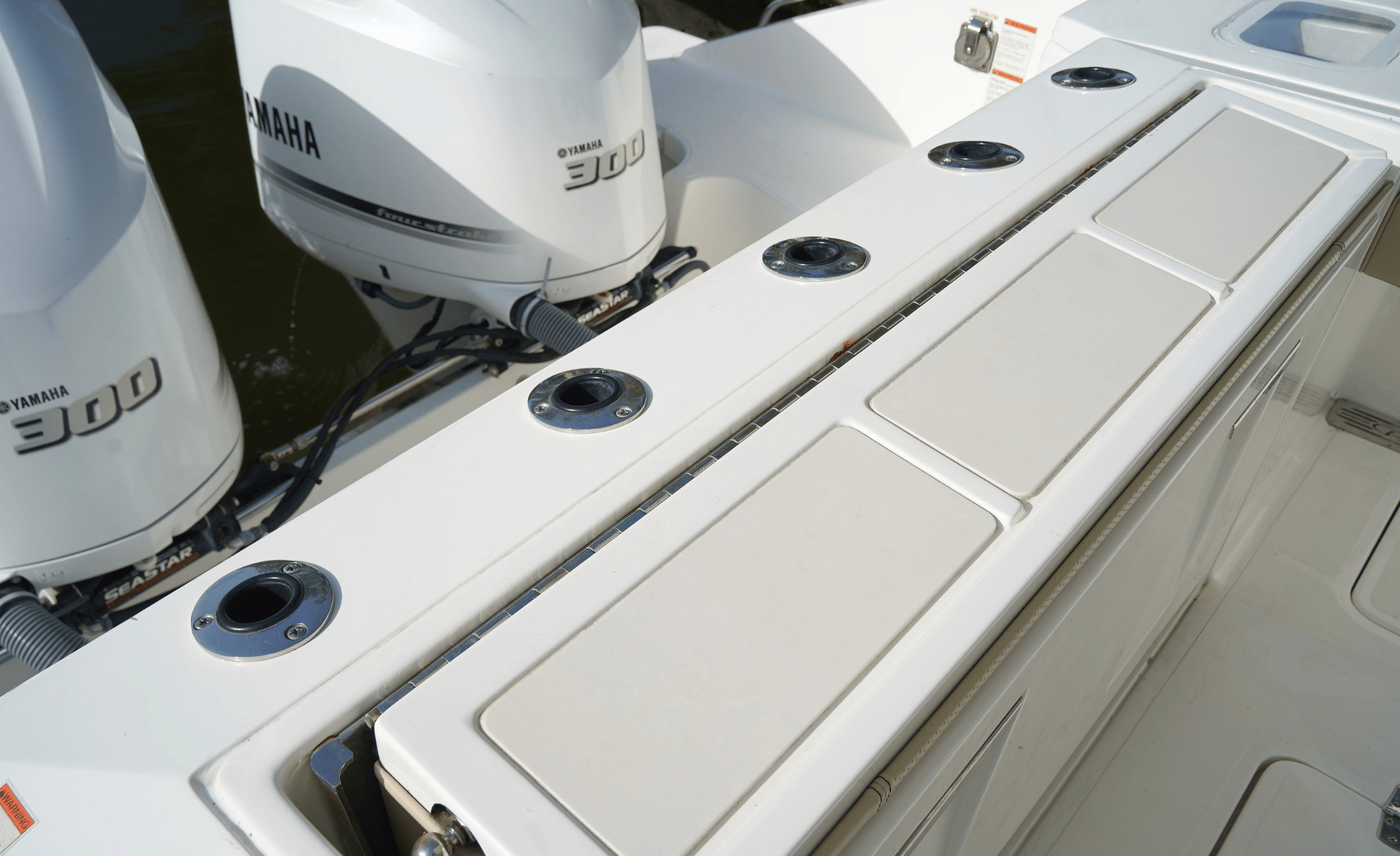 2020 PURSUIT S328 - Image 26