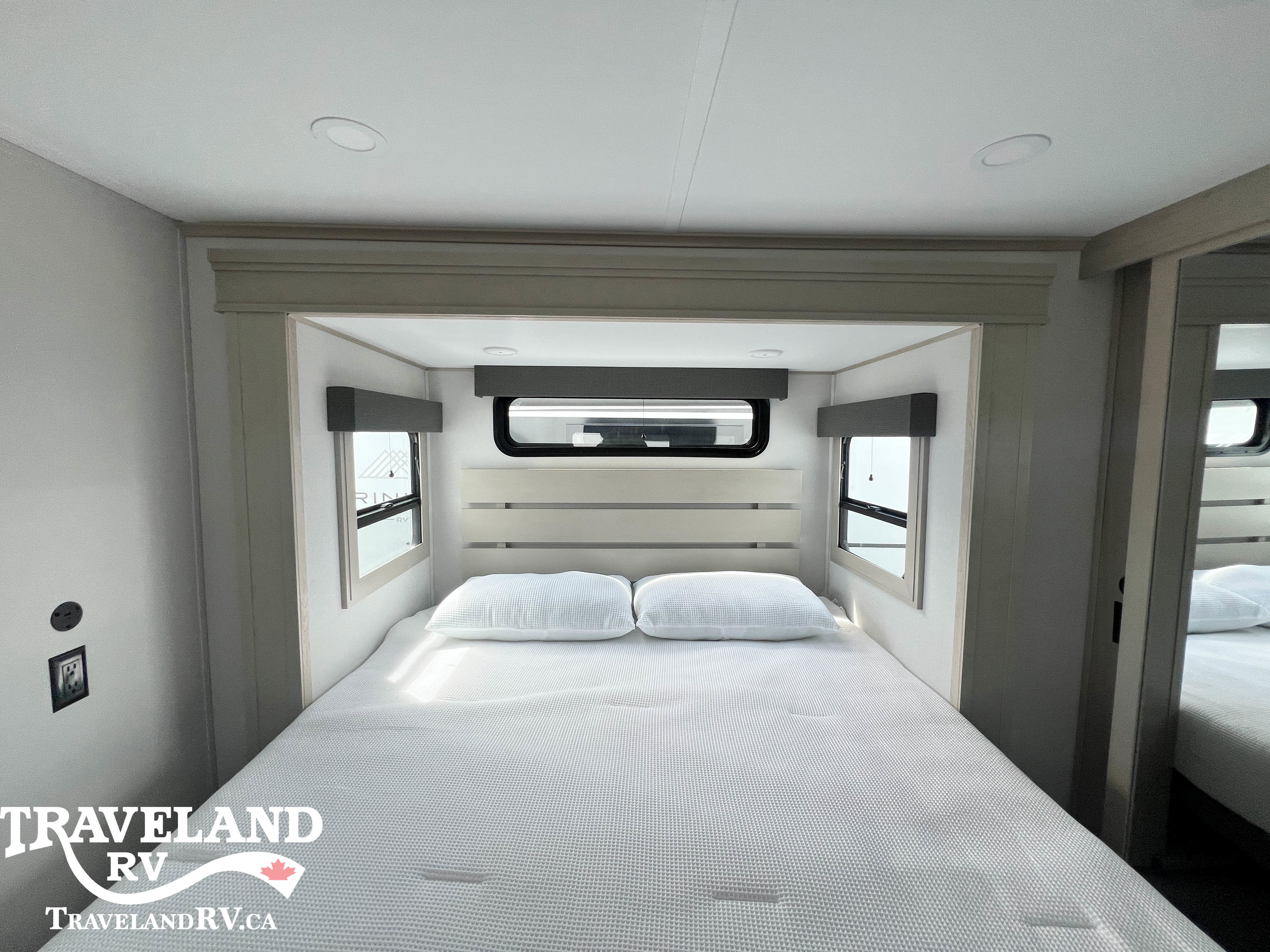 2025 Grand Design Solitude 310GK - Image 43