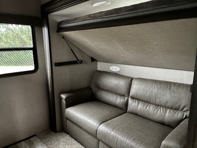2022 GRAND DESIGN 312BHTS - Image 7