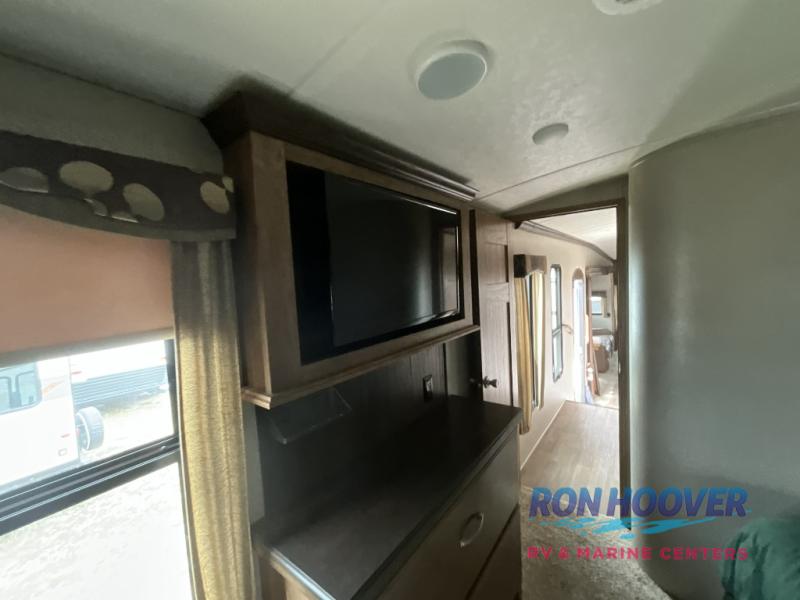 2018 KEYSTONE 3950BR - Image 20