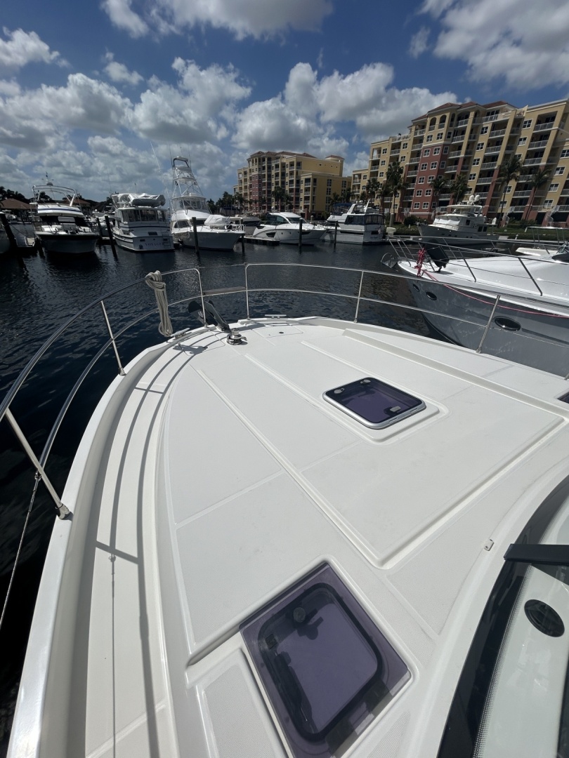 2022 Beneteau ST - Image 14