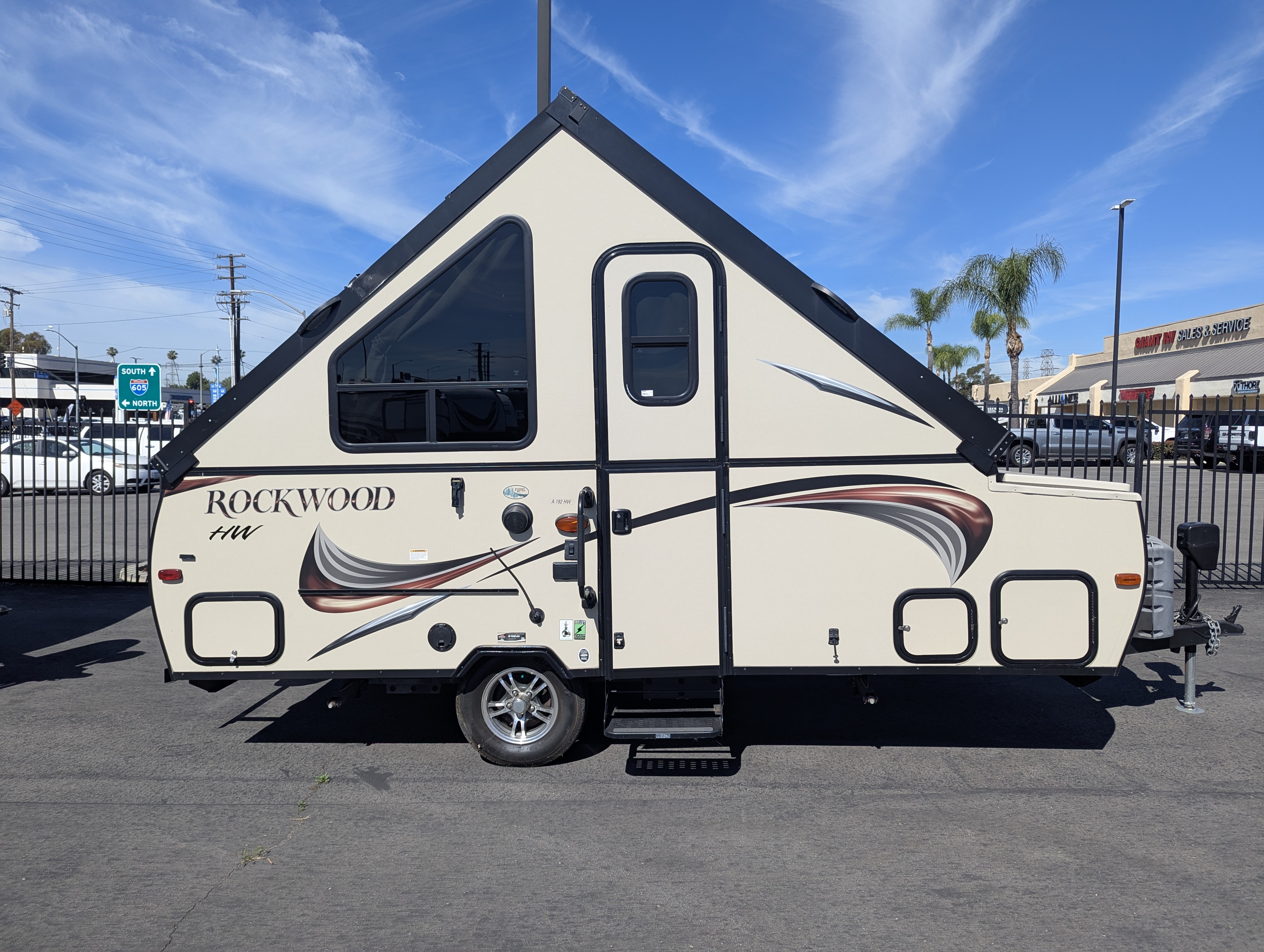 2016 Forest River Rockwood Hard Side A192HW - Image 6