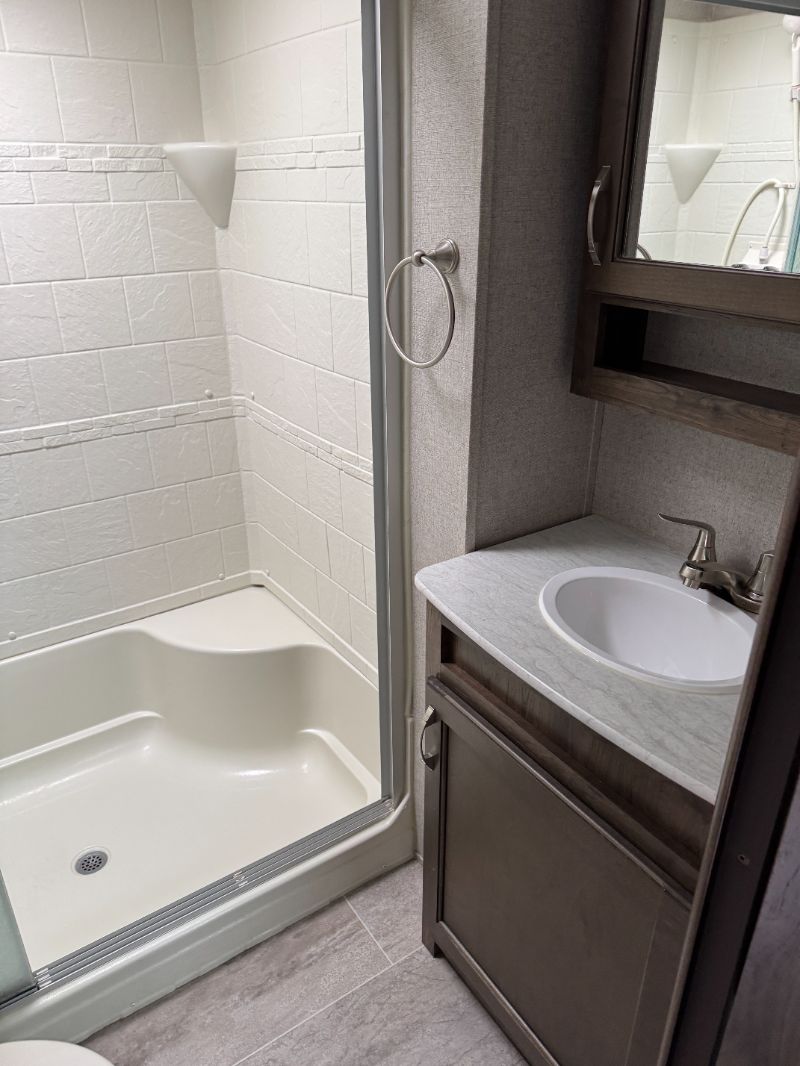 2020 Dutchmen Astoria 3003RLF - Image 17