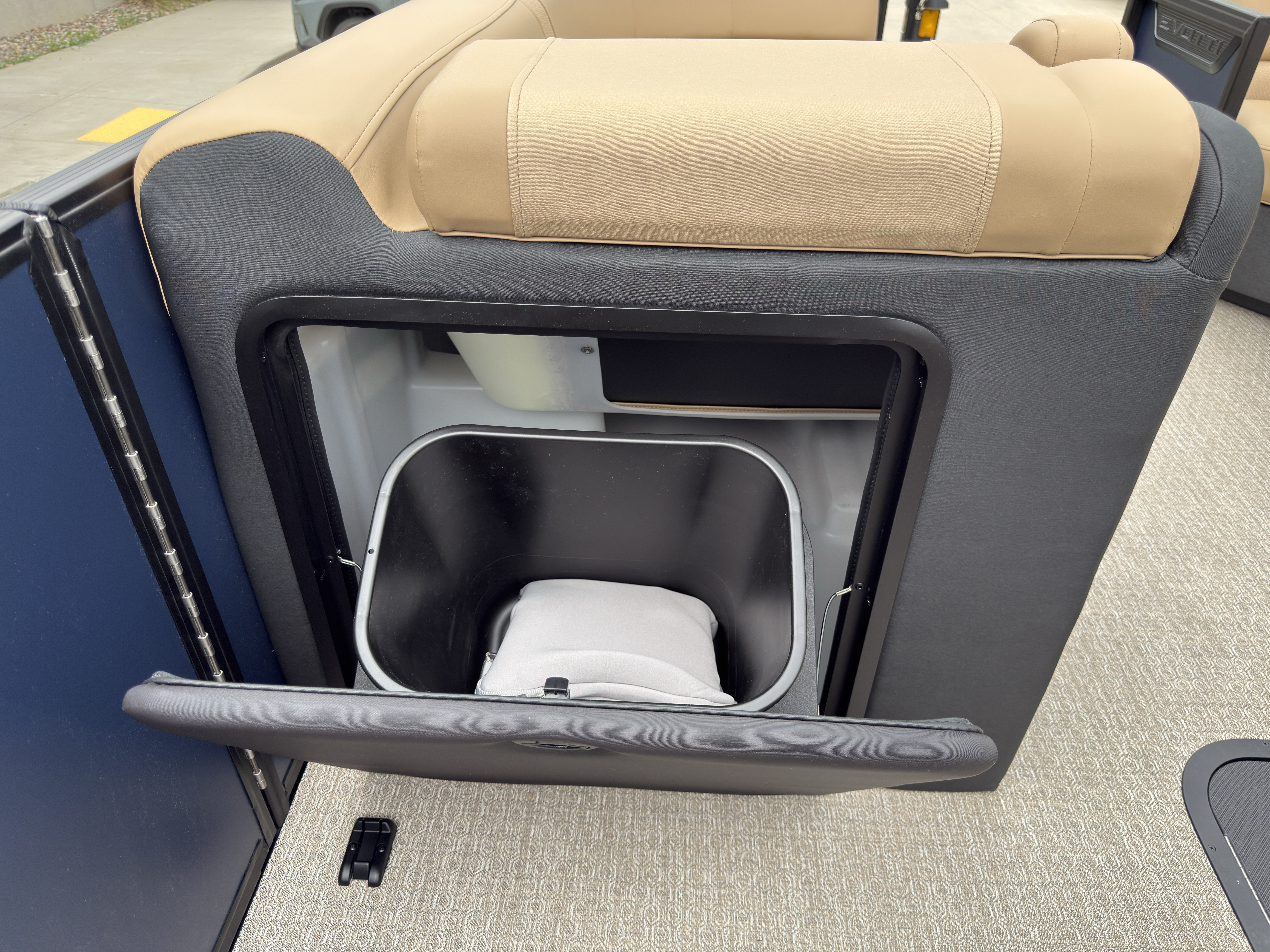 2027 Evotti 523QL - Image 39