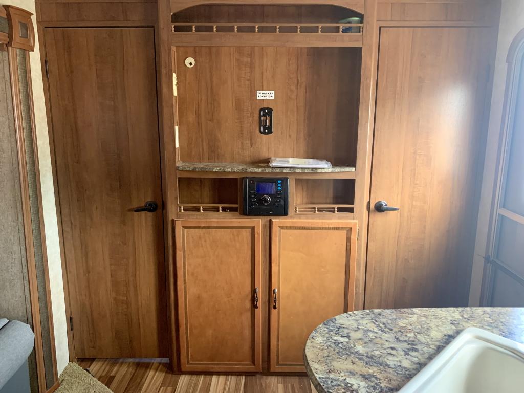 2015 Gulf Stream Kingsport 271DDS - Image 30