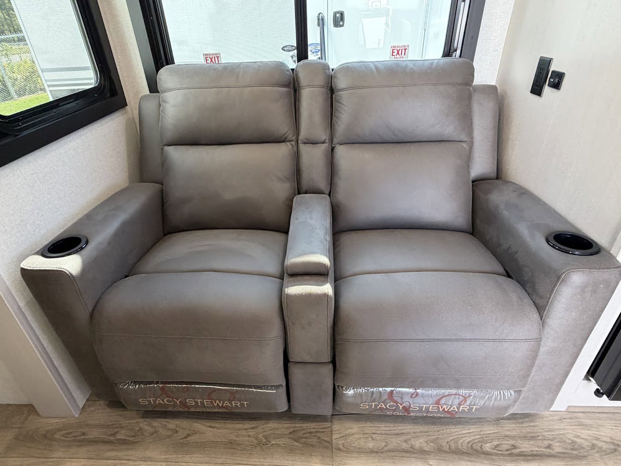 2026 JAYCO JAY FEATHER 24FK - Image 28