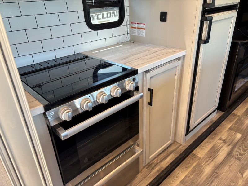 2022 Jayco Eagle HT 28.5RSTS - Image 11
