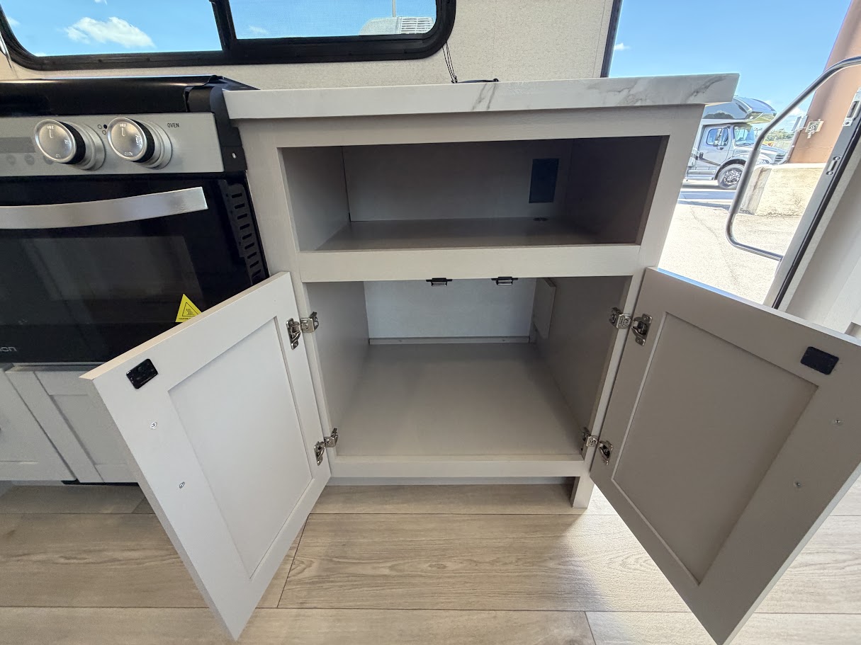 2027 JAYCO JAY FEATHER 25RLSL - Image 16