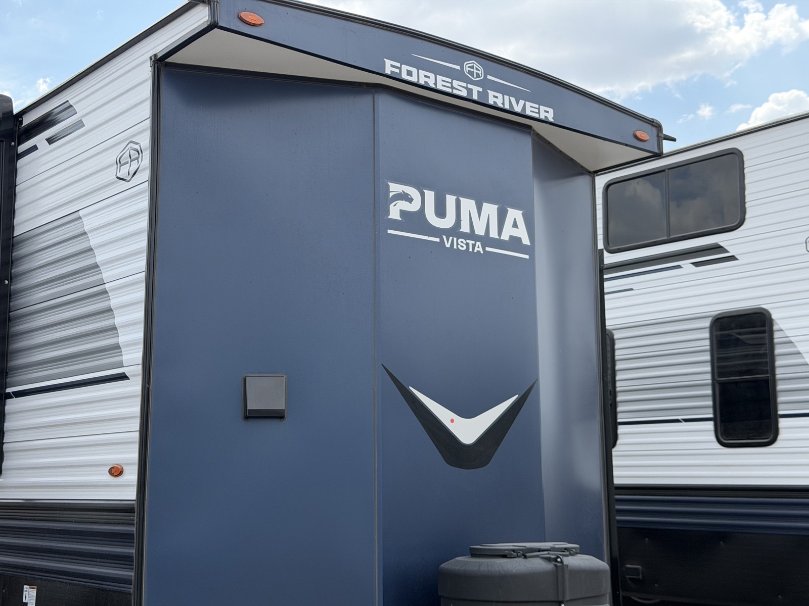 2026 PALOMINO 39DBT - Image 2