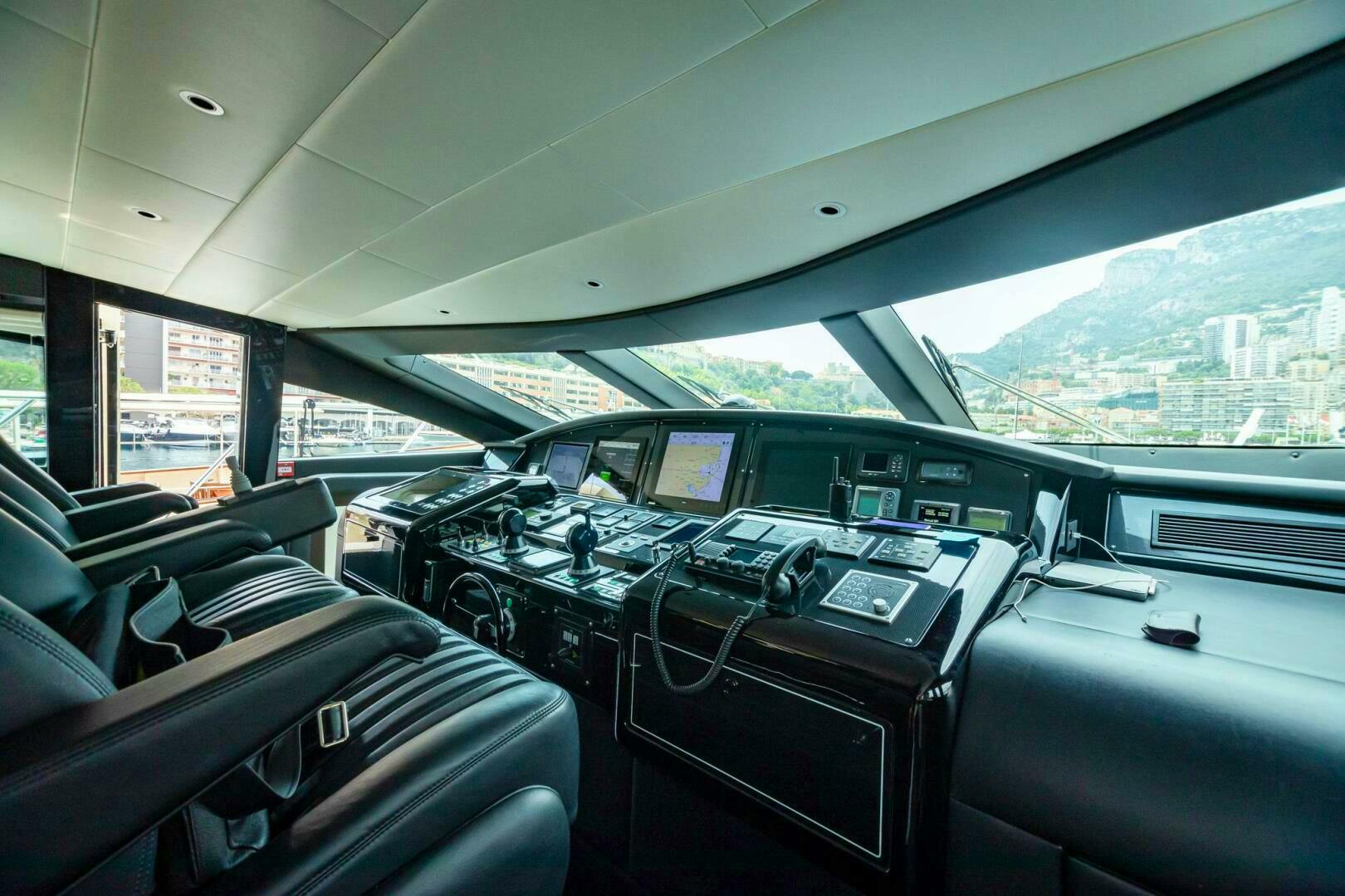 2013 Overmarine Mangusta 108 - Image 17