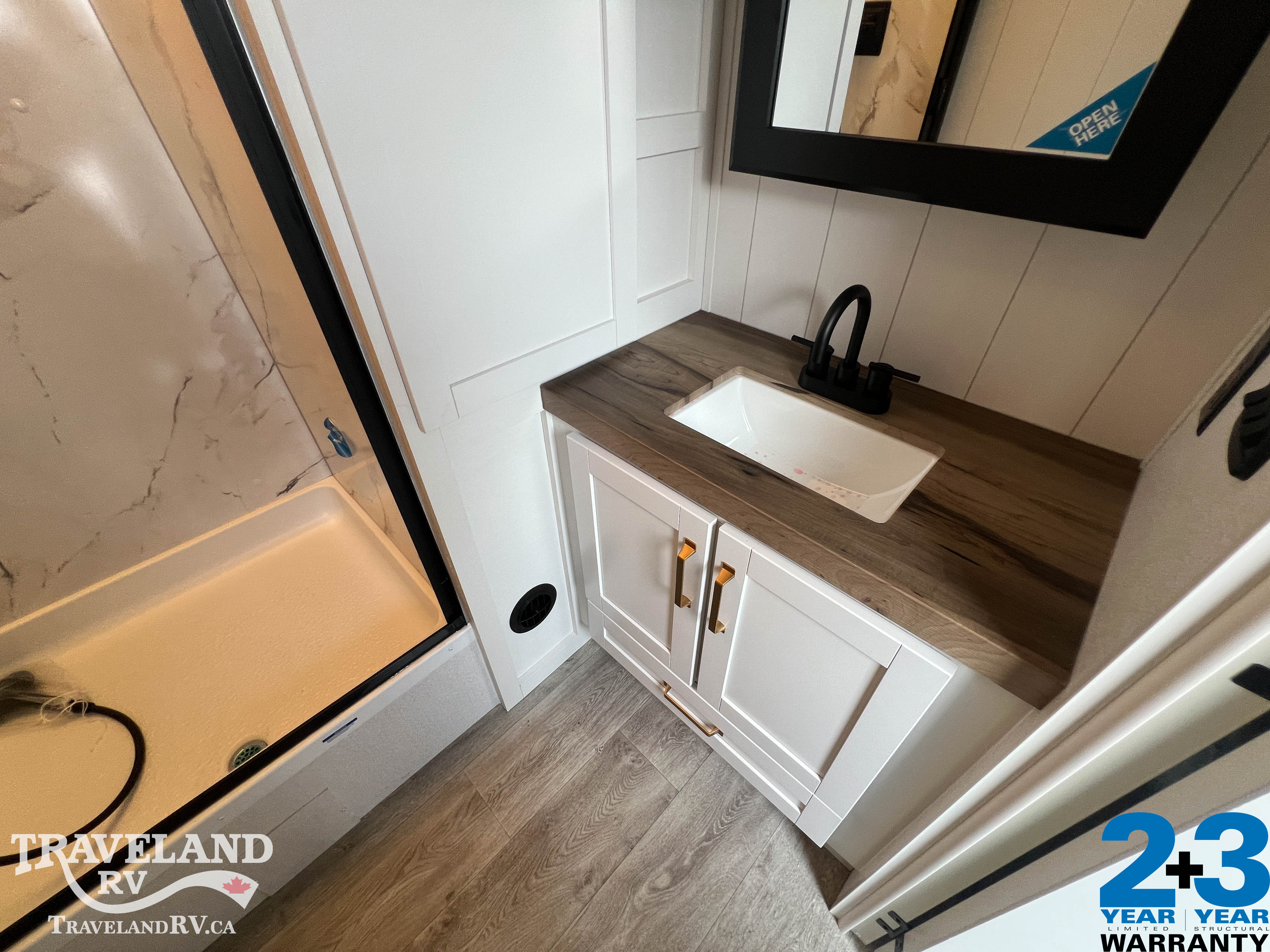 2027 Jayco Eagle 312BHOK - Image 36