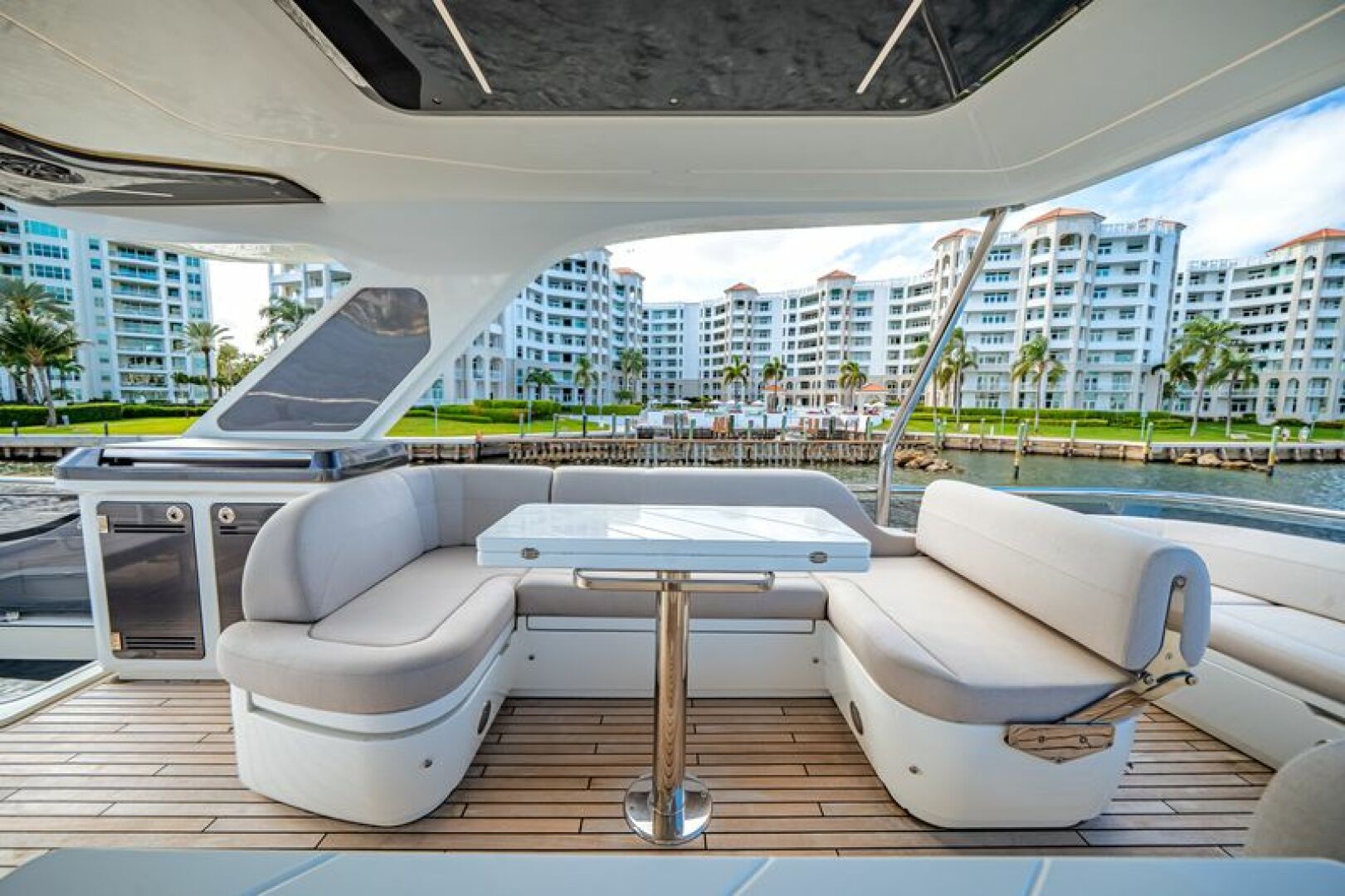 2024 Galeon 560 FLY Base - Image 45