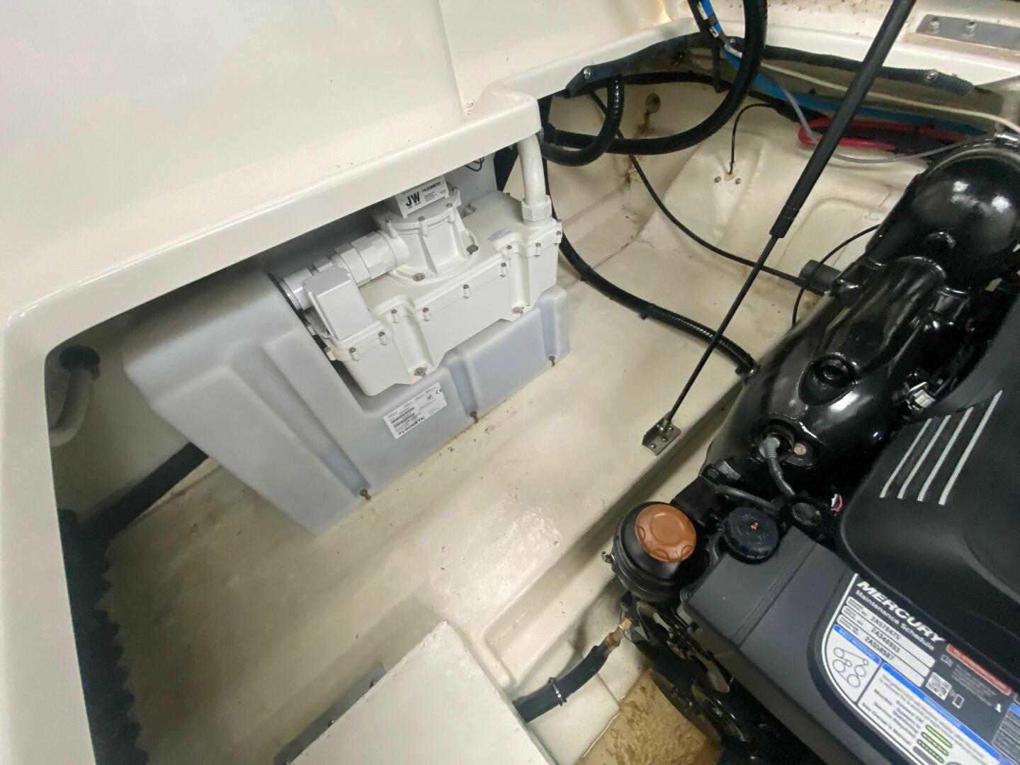 2018 Sea Ray 260 Sundancer - Image 19