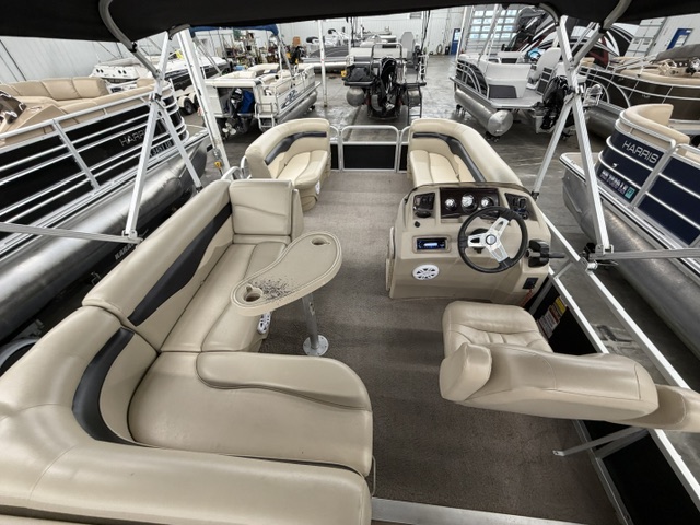 2012 BENNINGTON 20 SL - Image 20