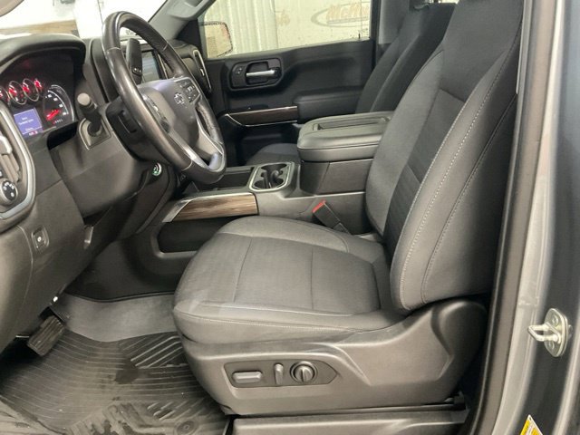 2022 Chevrolet Silverado 1500 LTD RST - Image 19
