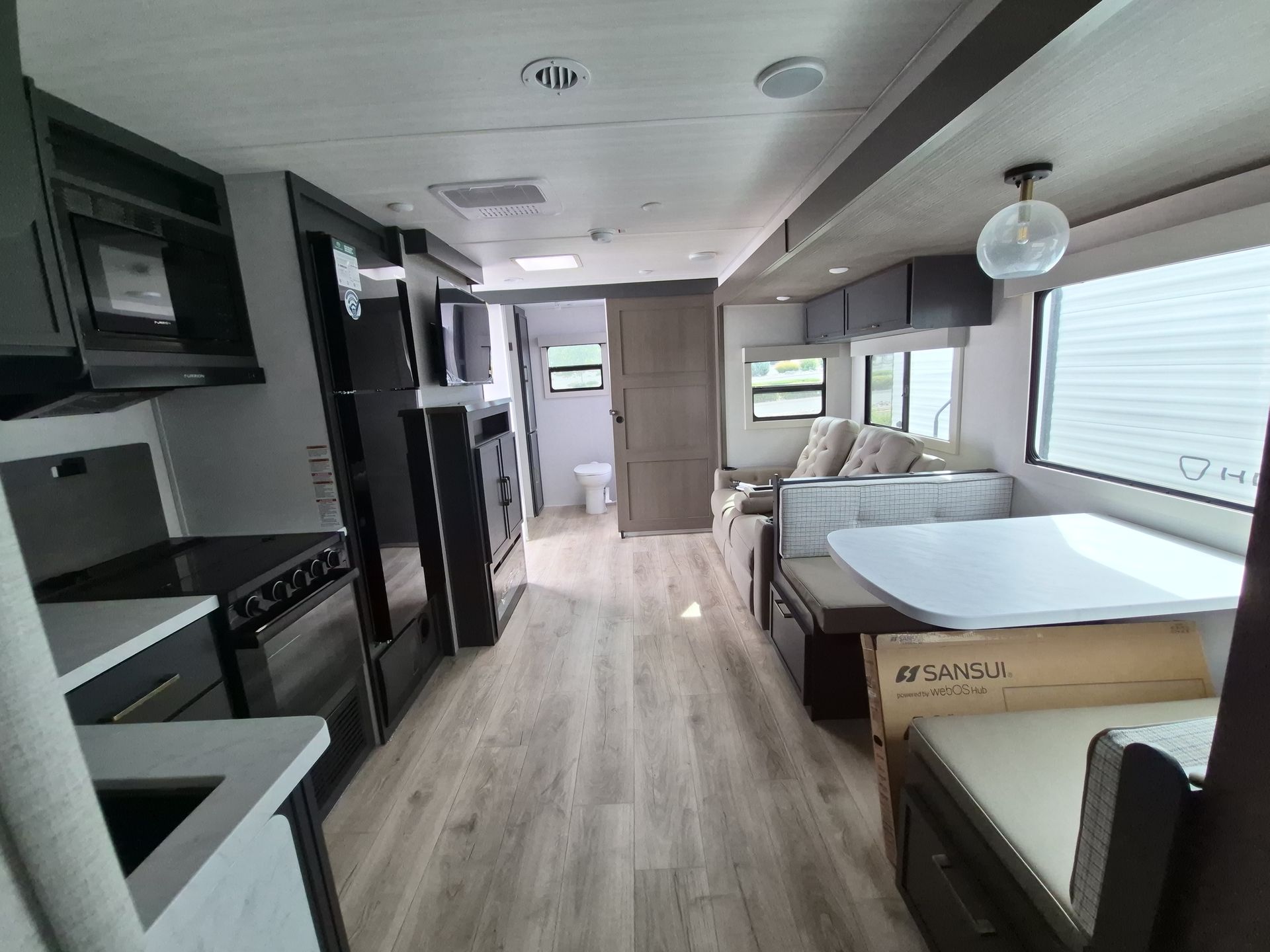2027 Forest River Grand Surveyor 267RBSS - Image 31