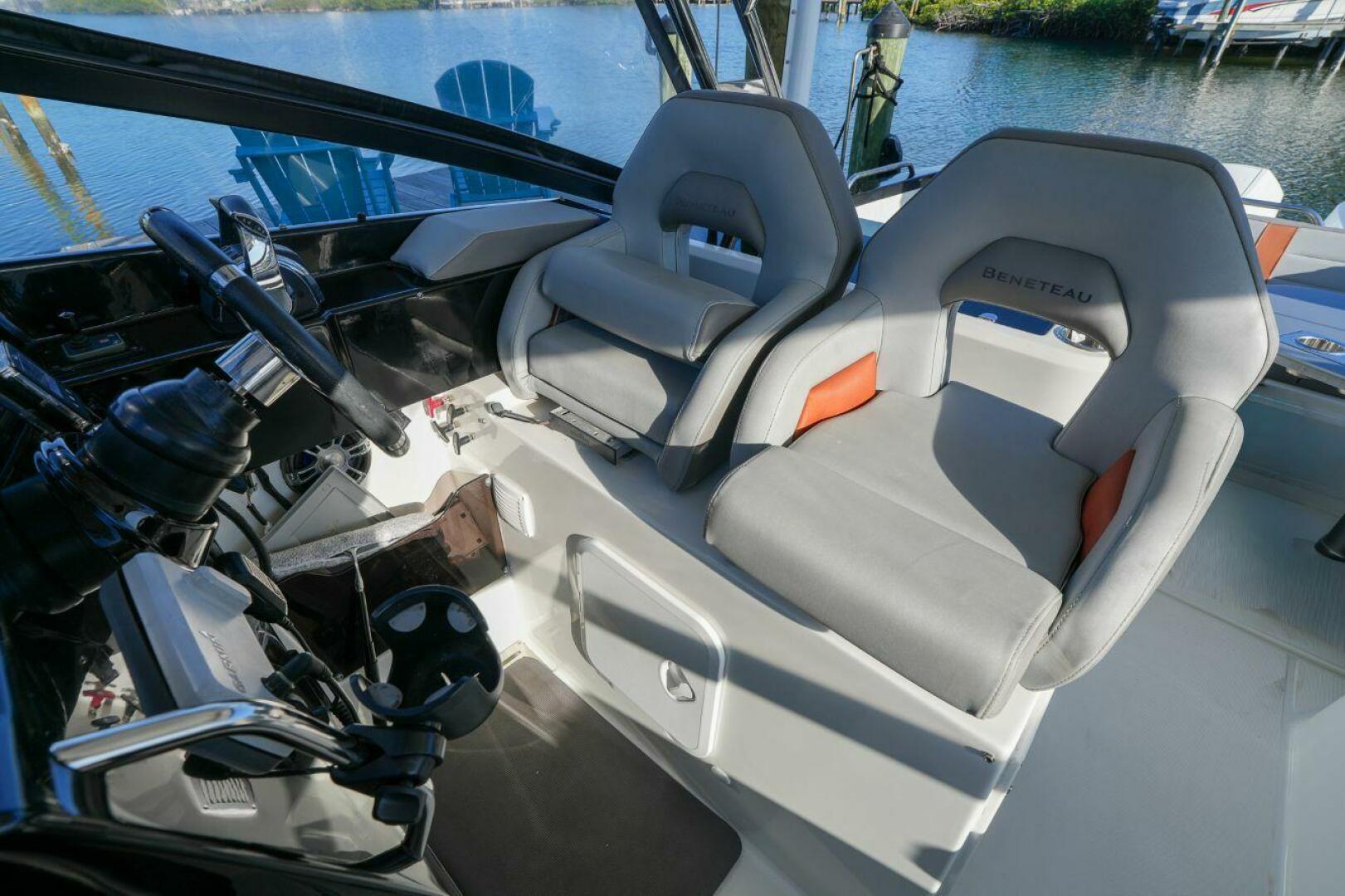 2020 Beneteau Flyer 10 - Image 19