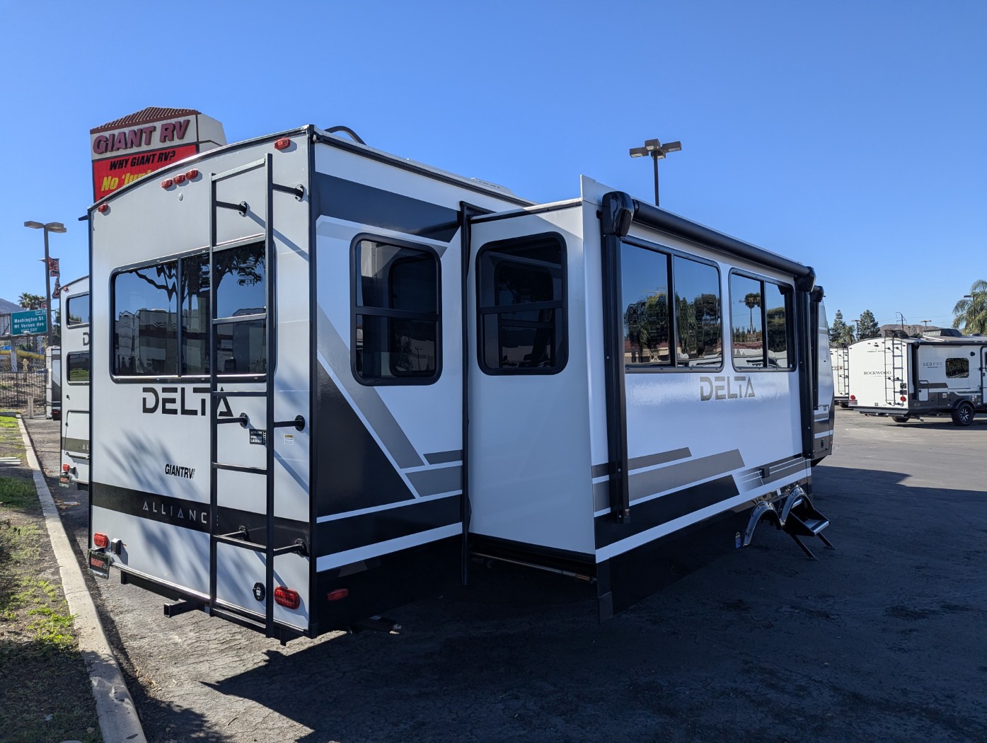 2026 Alliance RV Delta